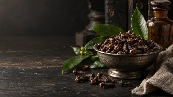 Clove herb